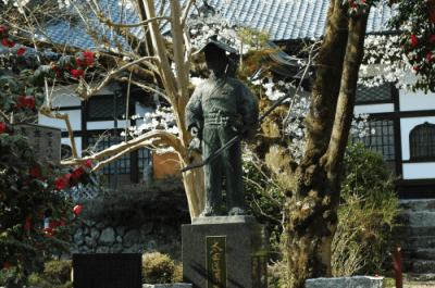 太田道灌銅像